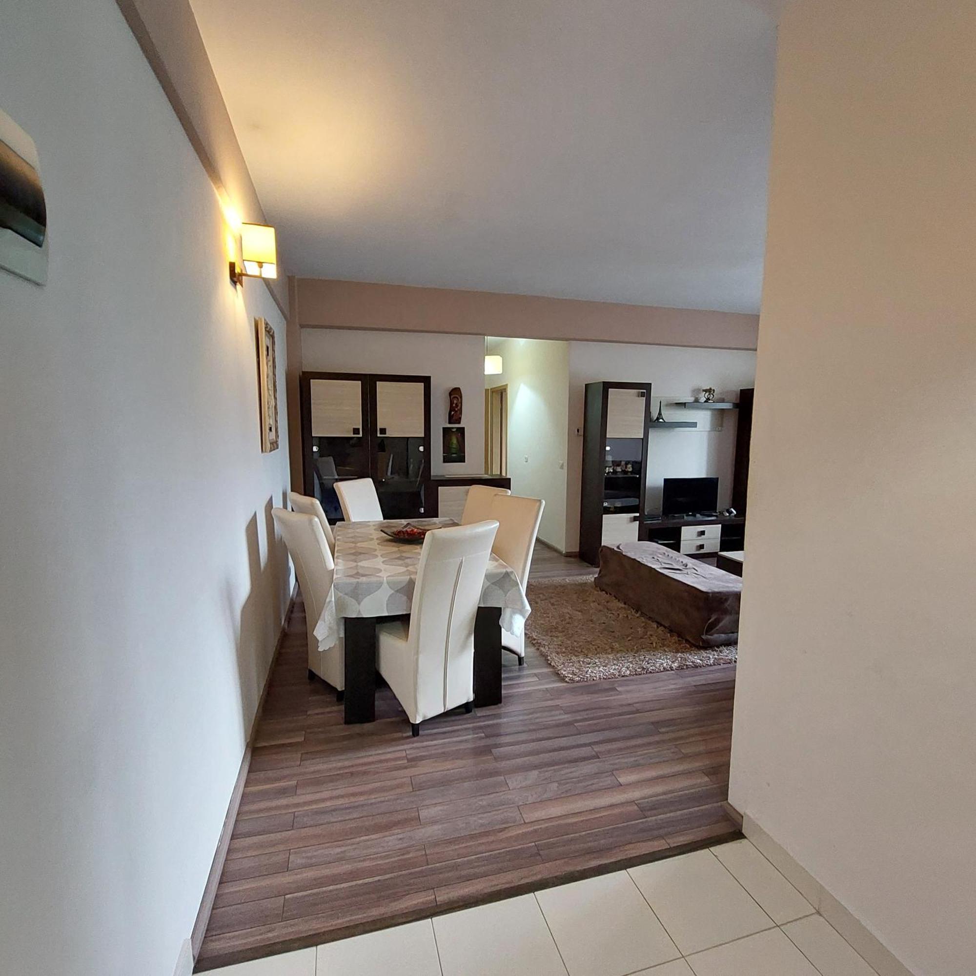 Apartament Very Big Daire Bistriţa Dış mekan fotoğraf